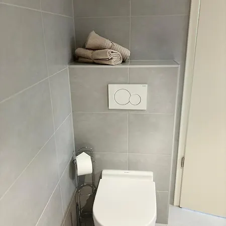 דירה In Center -parking *